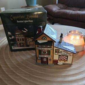 Vintage Copperfield Keepsake Porcelain Lighted House Christmas Village Store